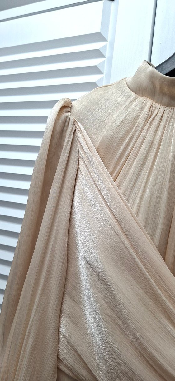 Beyaz Drapeli Uzun Kollu Tesettür Elbise - Görsel 4