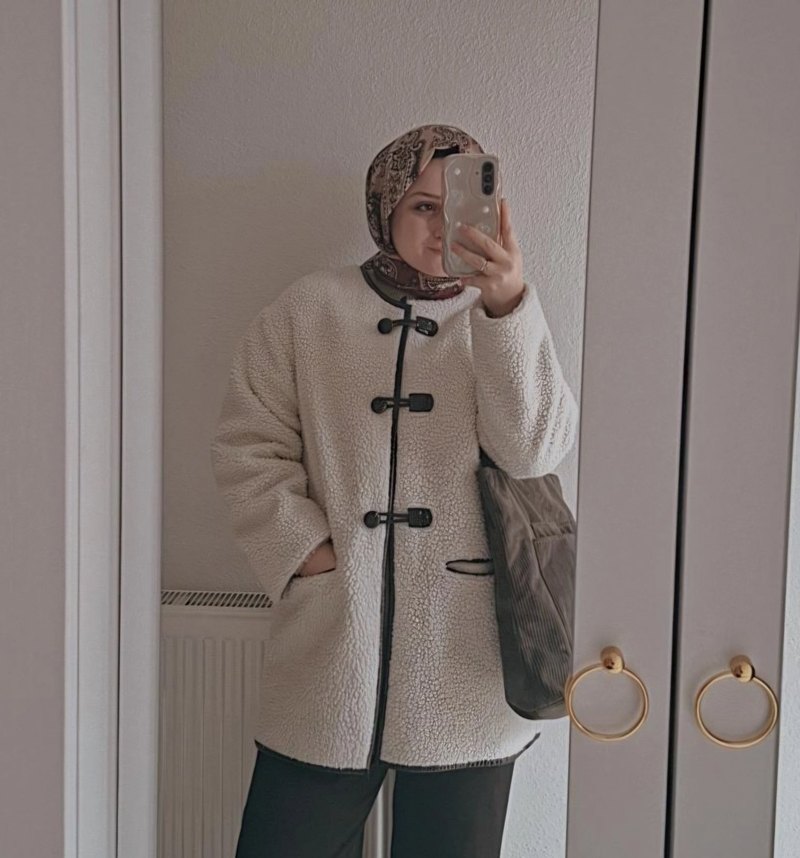 Beyaz Peluş Kadın Kışlık Ceket - Görsel 4