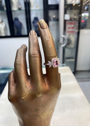 Diğer 925 Ayar Gümüş Pembe Baget Taşlı Detaylı Kadın Yüzük