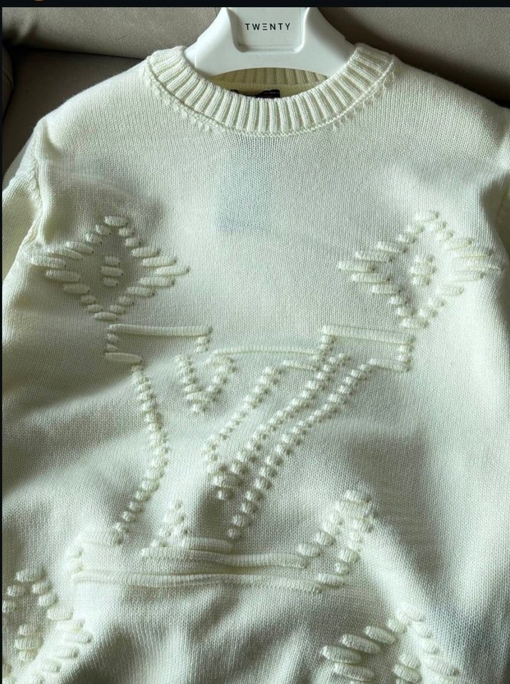 Louis Vuitton Premium Kabartma Desenli Ekru Oversize Triko Kazak - Görsel 3