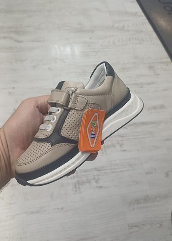 27 Beden ten rengi Renk Bej Erkek&kiz Çocuk Günlük Spor Ayakkabı