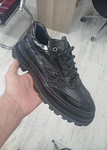 39 Beden siyah Renk Siyah Yılan Desenli Bağcıklı Erkek Spor Ayakkabı