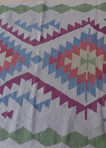 Çok Renkli Geleneksel Kilim - Görsel 3