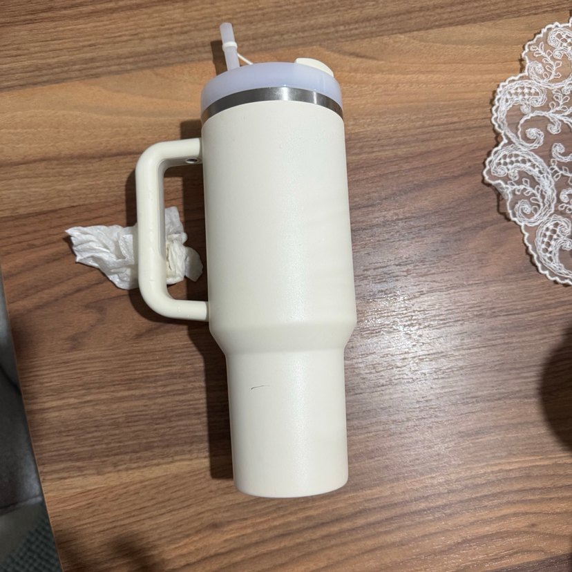 Pipetli Stanley Bej/Beyaz Termos - Görsel 2