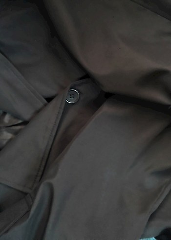 Düğmeli Siyah Midi Kadın Trençkot - Görsel 2