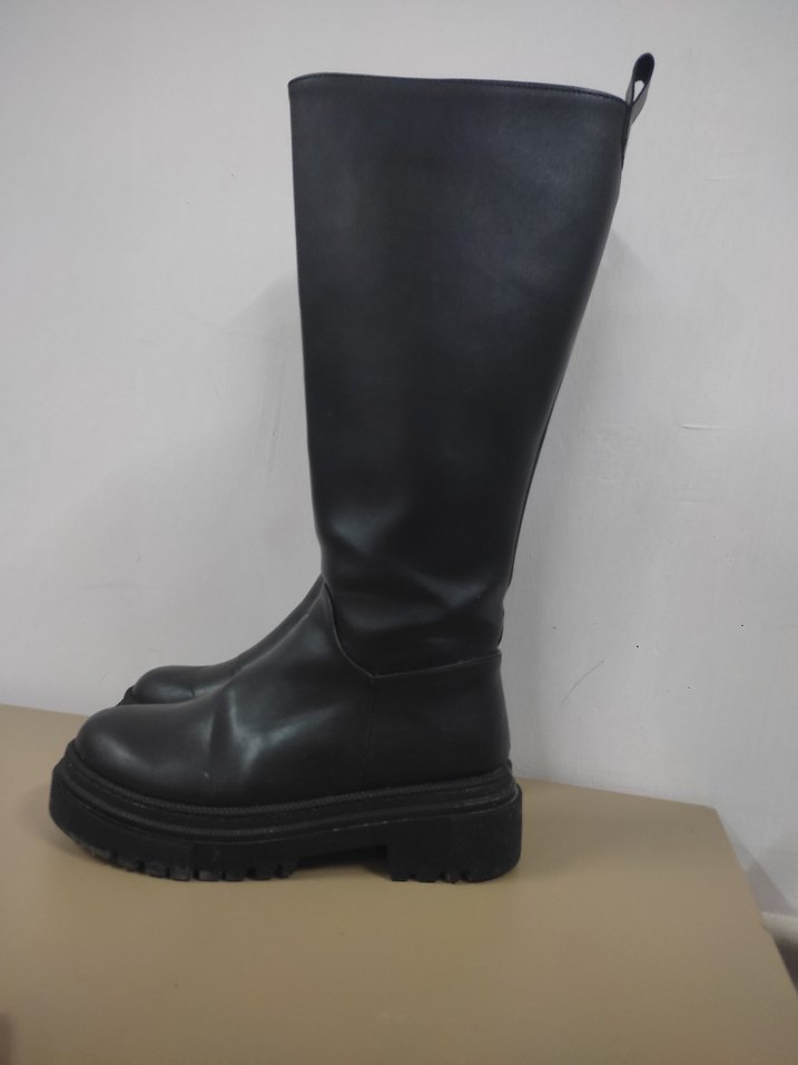 Siyah Kadın Diz Boyu topuklu bot - Görsel 2