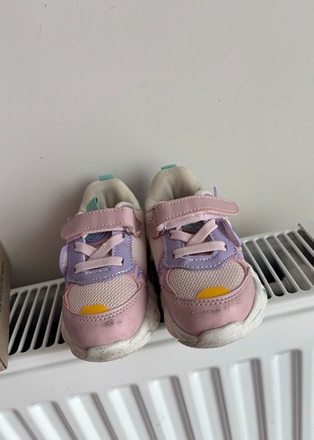 Kız Çocuk Pembe Baskılı Cırt Cırtlı Spor Ayakkabı - Görsel 3