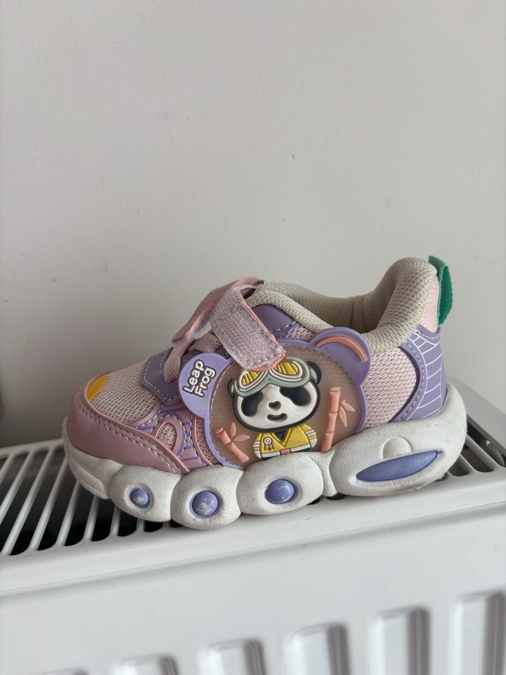 Kız Çocuk Pembe Baskılı Cırt Cırtlı Spor Ayakkabı - Görsel 2