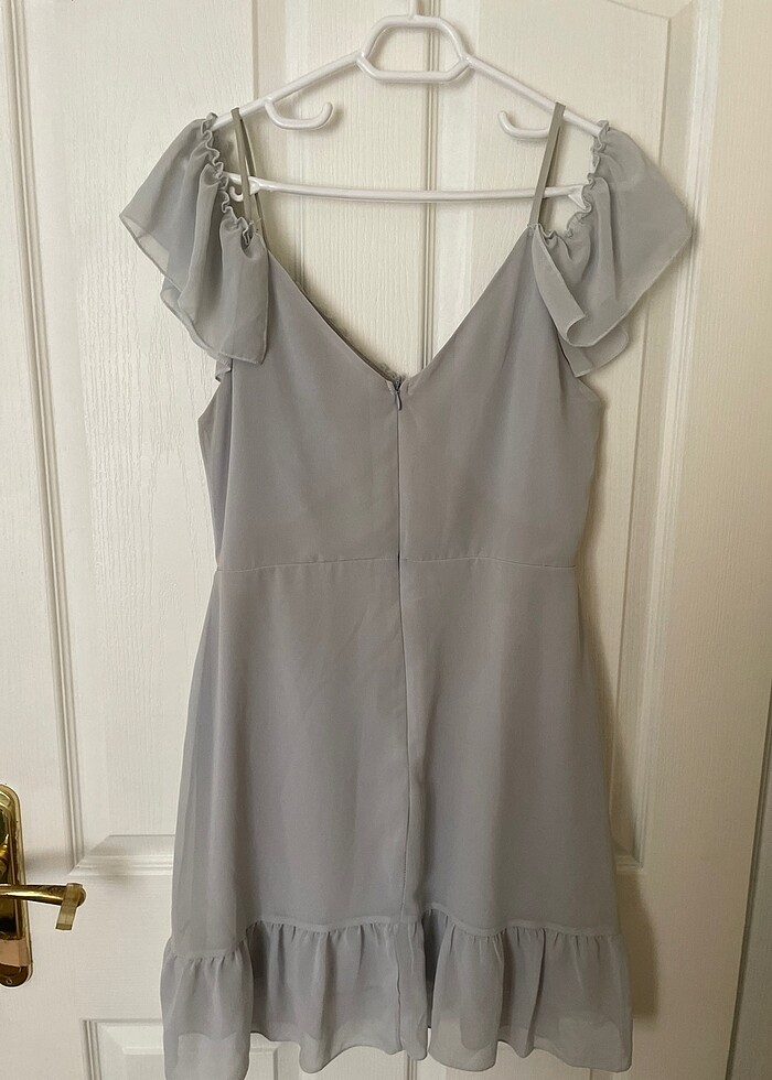 Açık Gri Elbise - Görsel 3