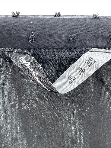 s Beden siyah Renk Stradivarius Mini Etek %70 İndirimli.