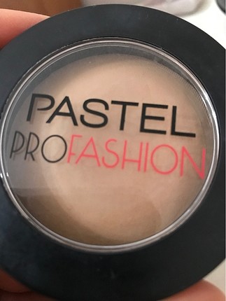 Pastel terracotta pudra