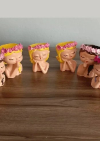 Pembe Çiçekli Bohem Figürin