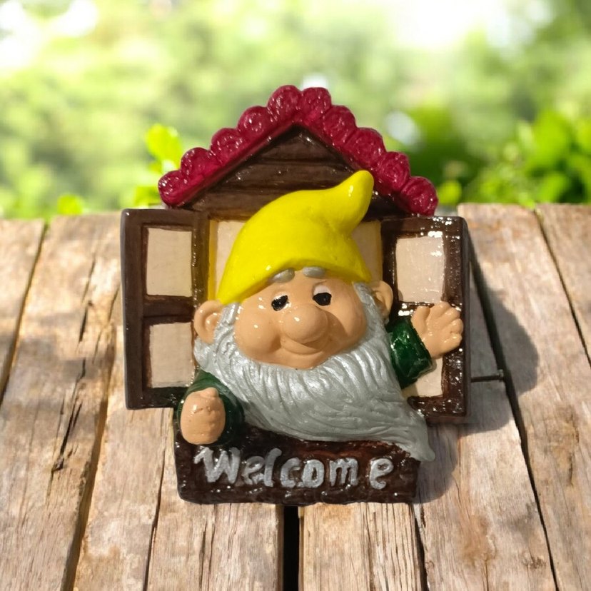 Renkli Bahçe Cücesi Figürü - Görsel 2