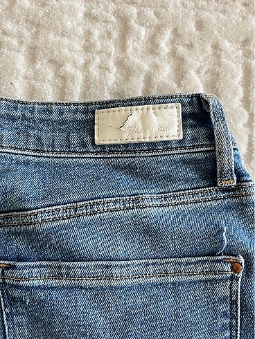 29 Beden mavi Renk Indigo rengi Serenay Model Jeans
