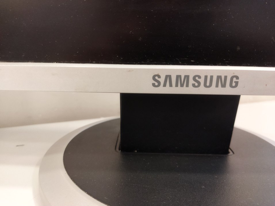 Beyaz Samsung Monitör Çift Set - Görsel 2