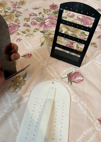 3 adet küpe standı - Görsel 4