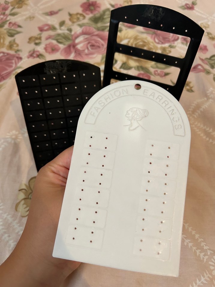 3 adet küpe standı - Görsel 5