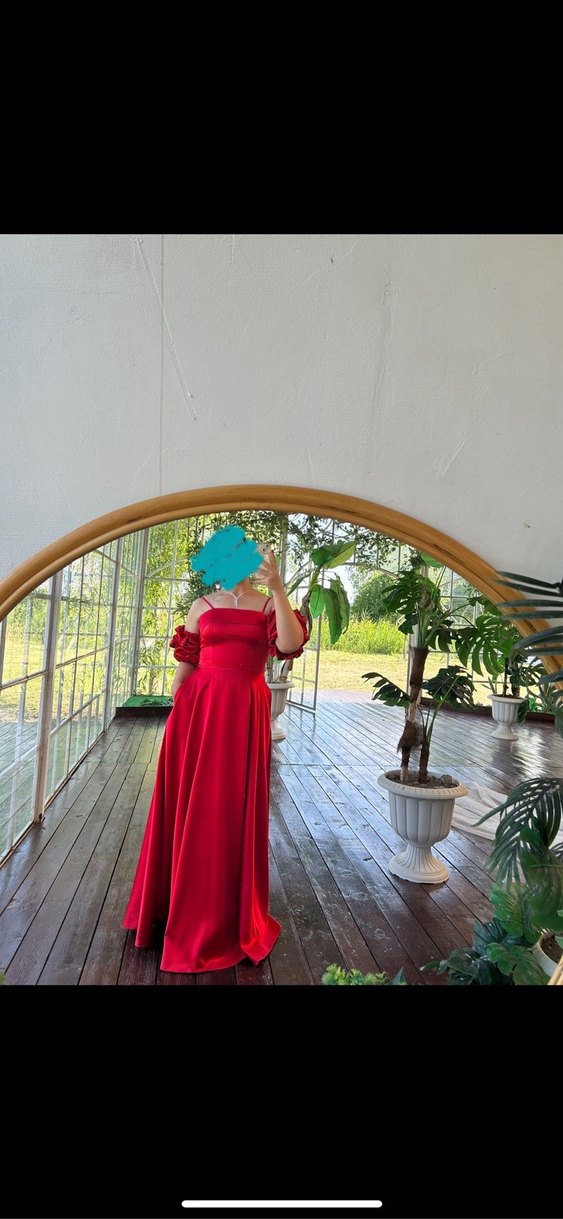 Balon kol kırmızı saten abiye - Görsel 5