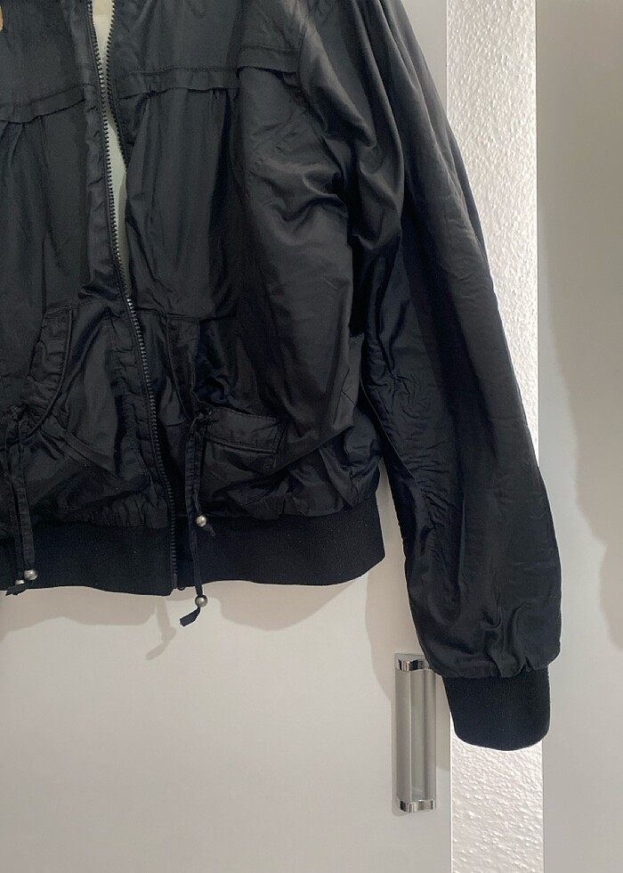 Yağmurluk kapüşonlu mont - Görsel 3