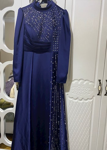 Lacivert İşlemeli Uzun Abiye Elbise - Görsel 4
