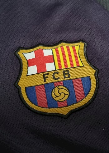 Barcelona 2016-17 Deplasman Forma - Görsel 2