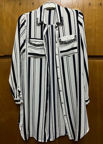 Düğmeli Uzun Kollu Çizgili Kadın Gömlek - Görsel 2