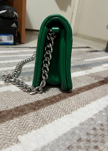 Stradivarius Zincir Detaylı Yeşil Deri Kadın Çanta - Görsel 3