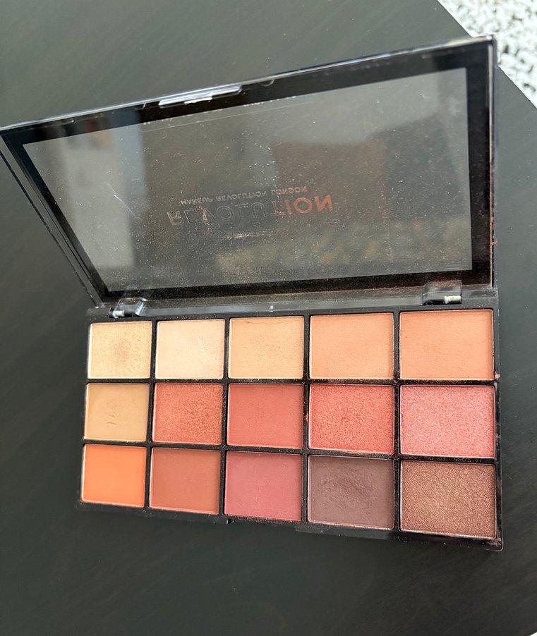 Revolution Bej Tonlarda Göz Farı Paleti - Görsel 2