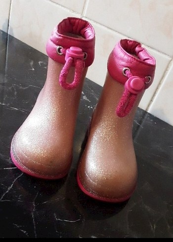25 Beden pembe Renk Kız Çocuk Pembe Tokalı Lastik Bot