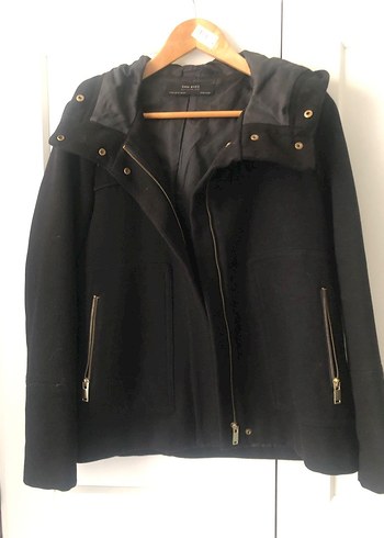 Zara Siyah Fermuarlı Midi Kaban
