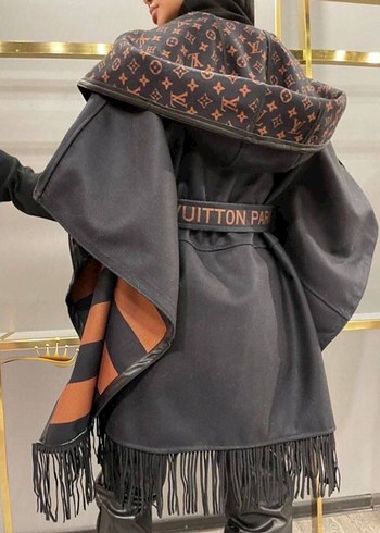 Louis Vuitton Louis vuitton New model Kaşe kumaş panço