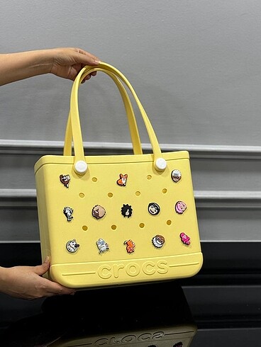CROCS BEACH BAG !