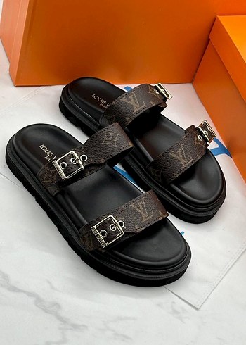 Louis Vuitton Louis Vuitton