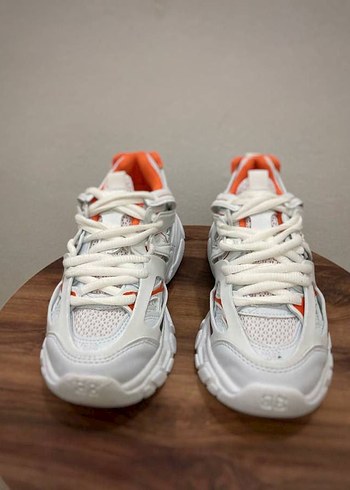 40 Beden BALANCİA TRACK Beyaz Bağcıklı Stiletto Spor Ayakkabı