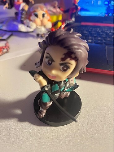 Mini Tanjiro figürü