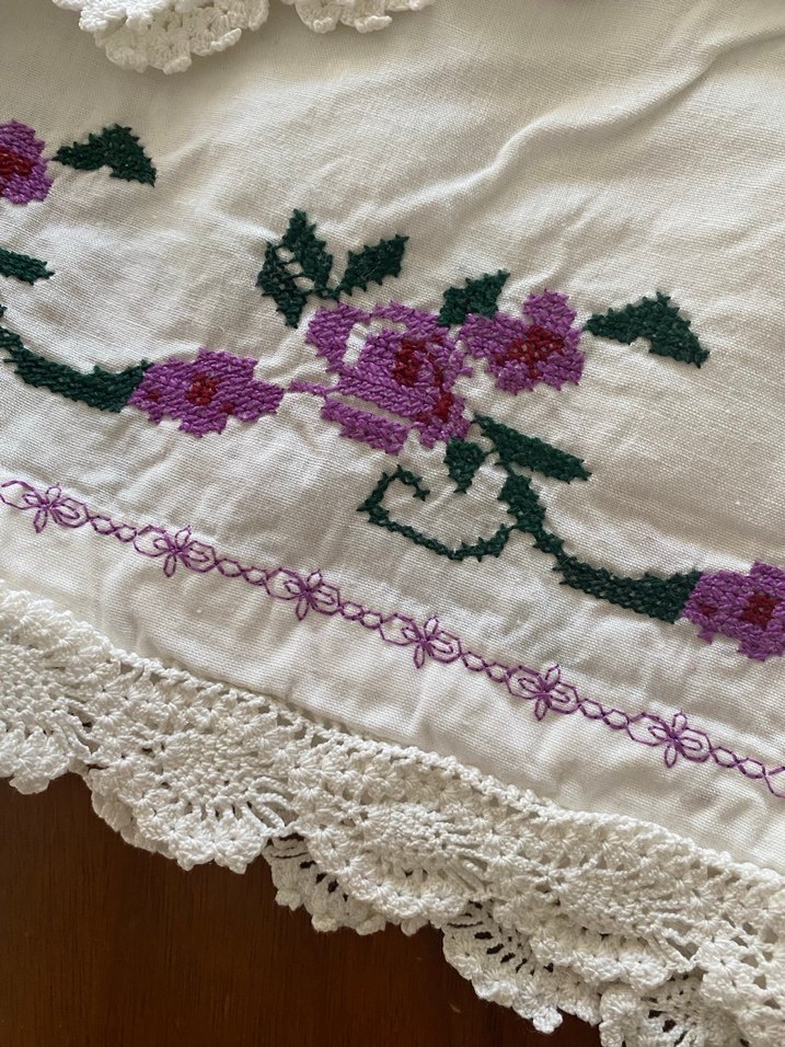 Nakışlı dantelli Yastık Kılıfı - Görsel 3