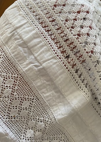 İşlemeli dantelli Beyaz Yastık Kılıfı - Görsel 4