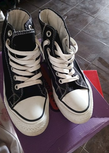 Yüksek Topuklu Siyah Bağcıklı Kadın Converse Platform