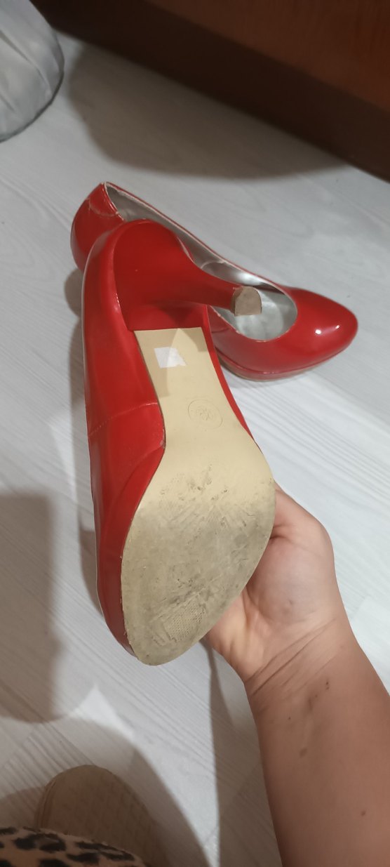 Parlak Kırmızı Rugan Stiletto Topuklu Kadın Ayakkabı - Görsel 3