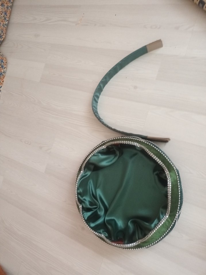 Yeşil Parlak Saten Sepet - Görsel 4