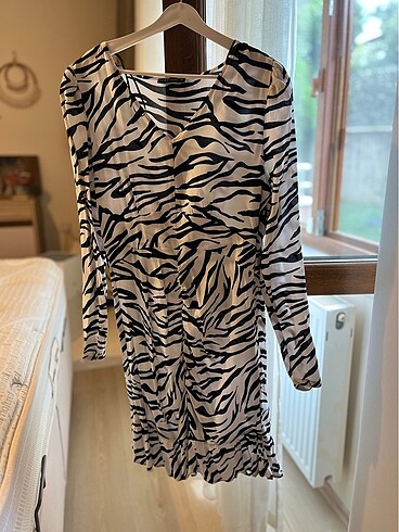 m Beden Zebra elbise