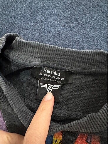 Bershka Crop Sweatshirt