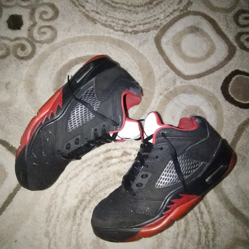 Air Jordan 5 altarnate black low - Görsel 3