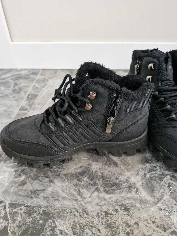 Siyah Kürklü Erkek Bot - Görsel 3