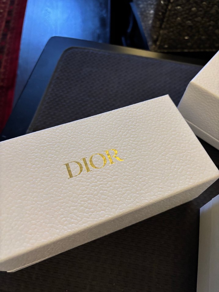 Dior Burberry gözlük kutusu BOŞ - Görsel 2