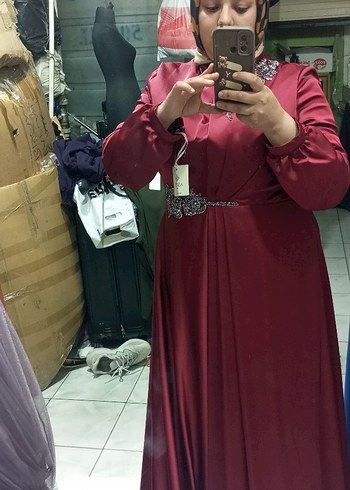 Bordo Saten Uzun Abiye Elbise
