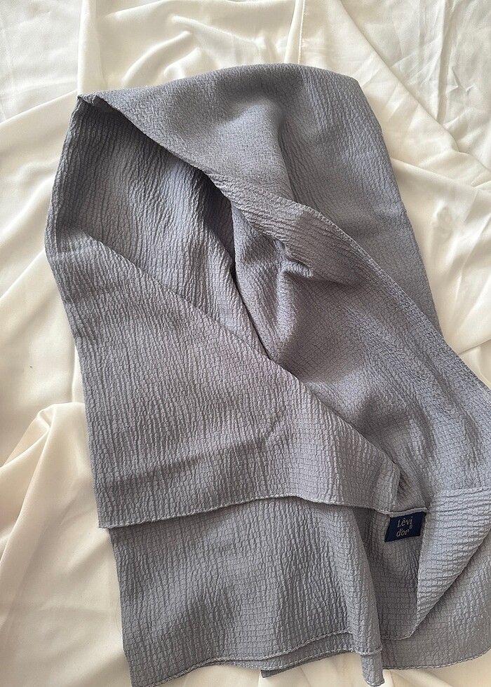 Gri gofrik desen şal - Görsel 2