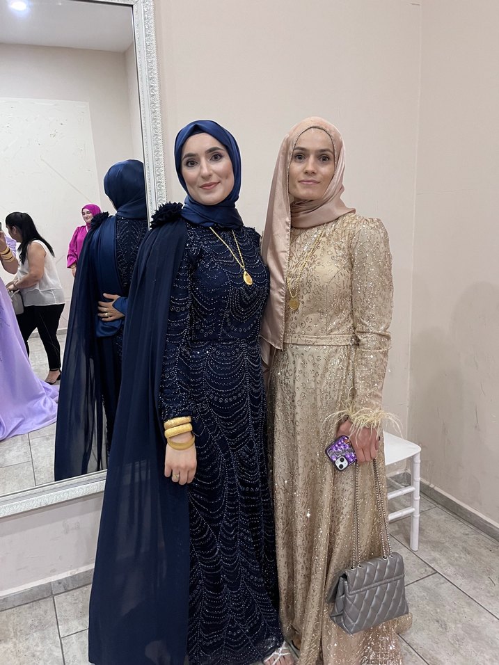 Boncuk İşlemeli Uzun Kollu Siyah Tesettür Elbise - Görsel 3