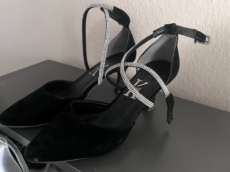 Siyah Topuklu Kadın Gece Ayakkabısı - Görsel 3
