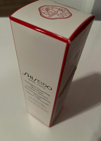 Sheinside Shiseido Complete Cleansing Microfoam 180 ml
